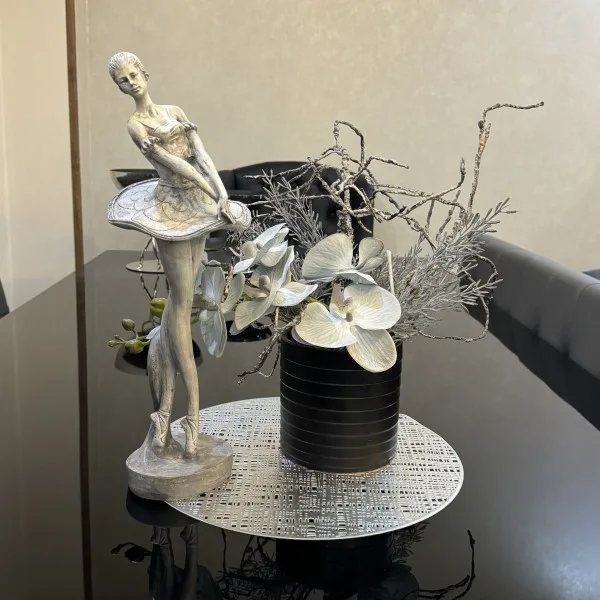 مجسمه بالرین مدل سنگی لومن شاخص اکسسوری