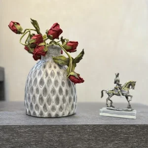 گلدان کنگره ای مدل سنگی