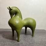 مجسمه دکوری تکسچری مدل اسب لومن 12