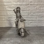 مجسمه دختر موتوری طرح سنگی لومن 12